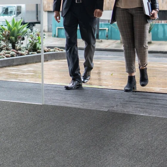 Wycieraczki w płytkach Burmatex Armour