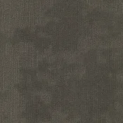 823