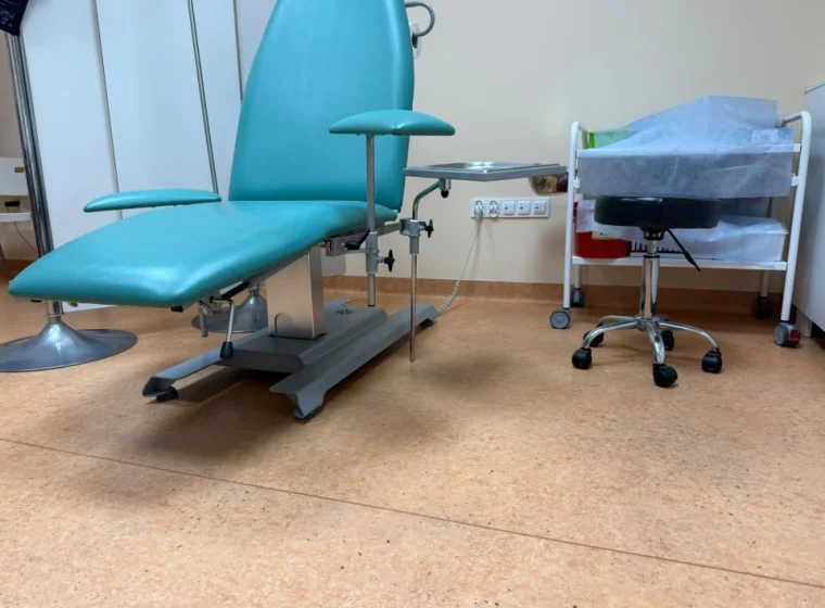 Przychodnia EL-MED w Legionowie | Montaż wykładzin