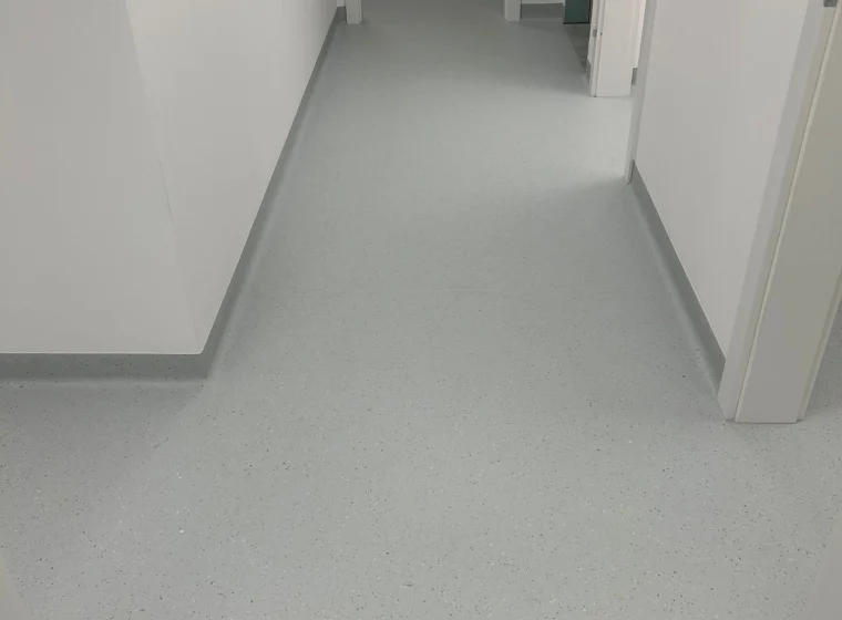 Apteka - Wykładzina Gerflor Mipolam Planet 80m² | Realizacja