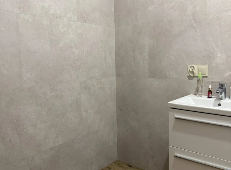 montaż paneli LVT Gerflor Creation 55 - dom pod warszawą