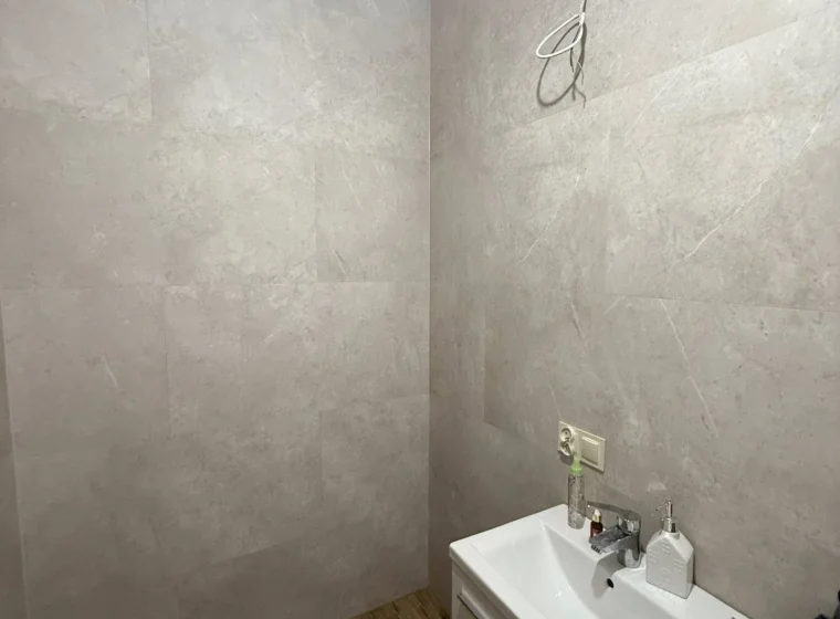 montaż paneli LVT Gerflor Creation 55 - dom pod warszawą