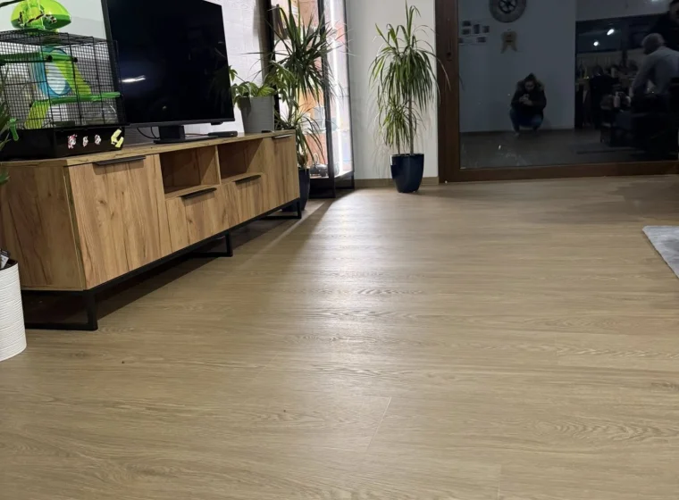 montaż paneli LVT Gerflor Creation 55 - dom pod warszawą