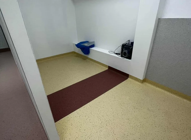 Realizacja montażu wykładziny PCW Przychodnia weterynaryjna