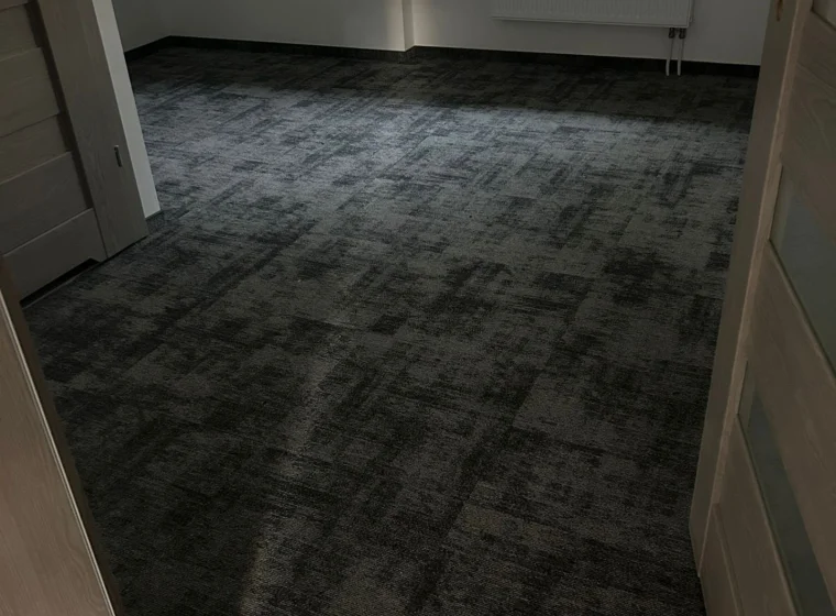 Płytki dywanowe w hotelu