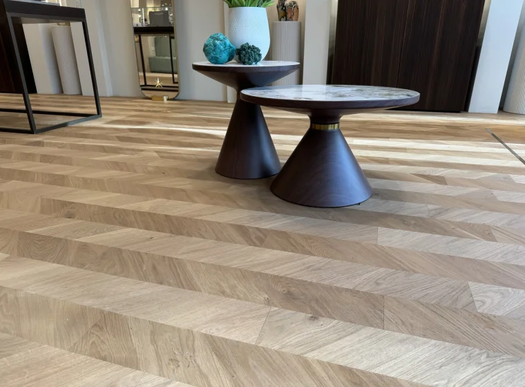 Panele winylowe LVT w pokoju luksusowym