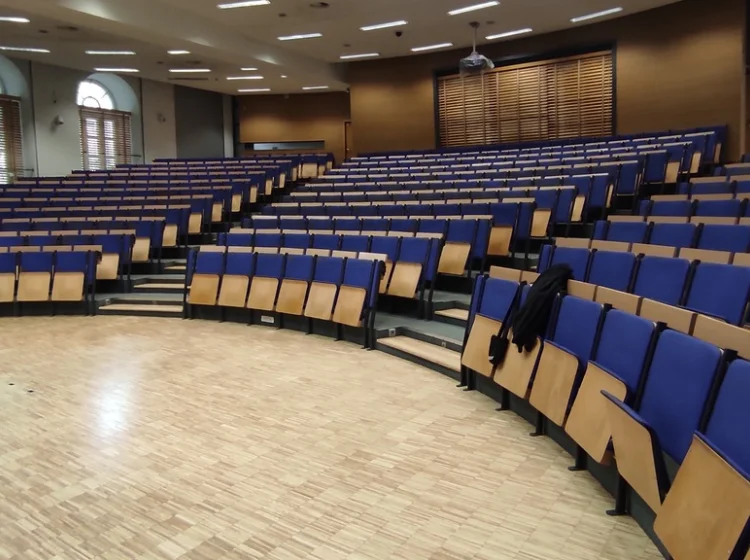 Uniwersytet Warszawski