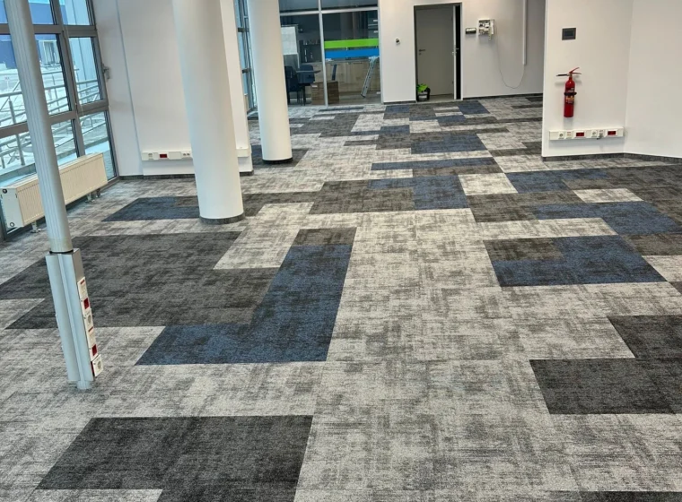 Biuro - Wykładzina modulyss First Define 120m² | Portfolio