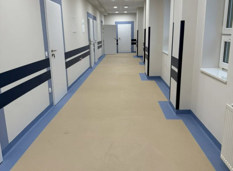 Montaż wykładziny Gerflor Tarasafe w przychodni - 300m² - Wykładziny Warszawa