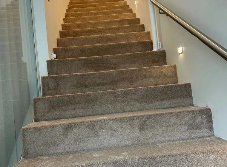 SmartStrand na schodach - Wykładziny Warszawa