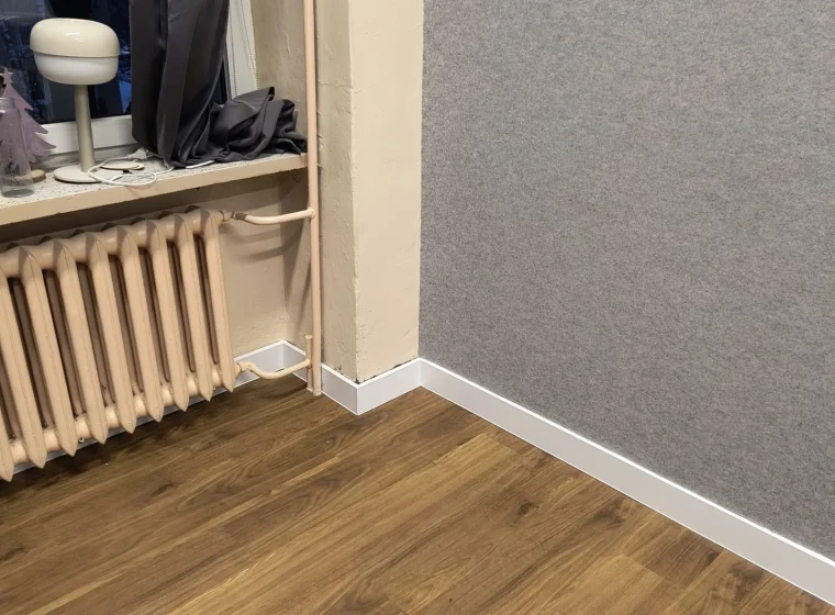 Kompleksowa wymiana podłóg w Technikum Informatycznym