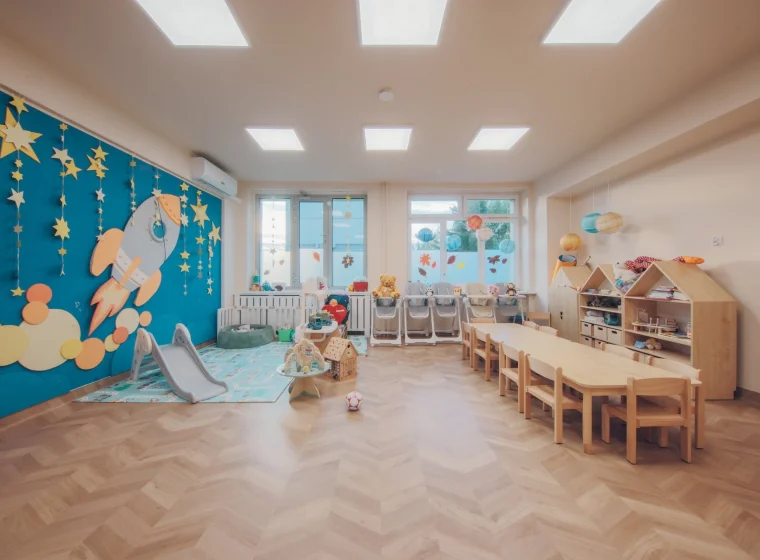 Realizacja montażu wykładziny w żłobku – 600 m² ciepła i przytulności