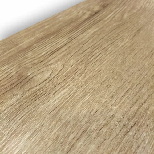 Czym się różni panel winylowy LVT od SPC?