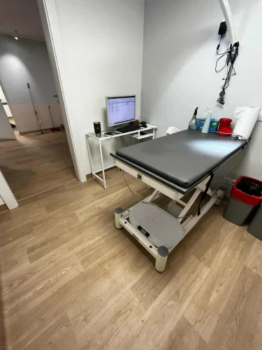 Wykładzina w przychodni weterynaryjnej – normy, wymagania i standardy higieny
