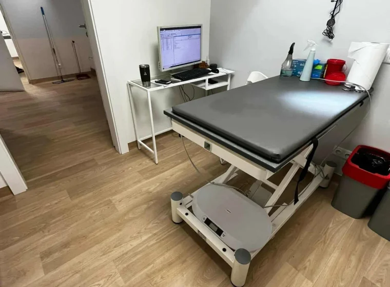 Wykładzina w przychodni weterynaryjnej – normy, wymagania i standardy higieny