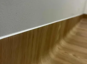 Wykładzina w przychodni weterynaryjnej – normy, wymagania i standardy higieny